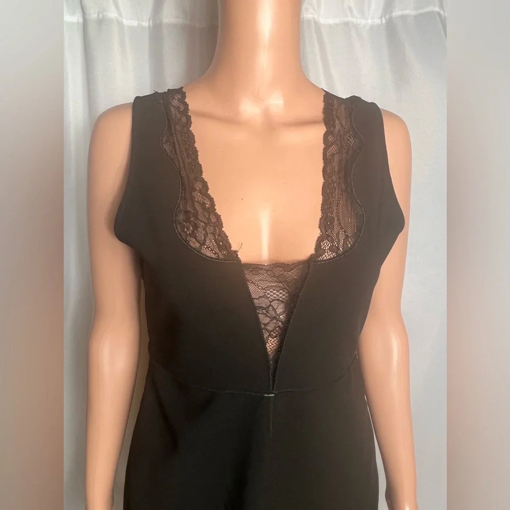 Lucy Paris Black Lace Trim Bodycon Mini Dress Medium NWT $89 Sleeveless - Picture 4 of 8